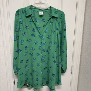 CAbi Green Notched Collar 3/4 Sleeve Blouse